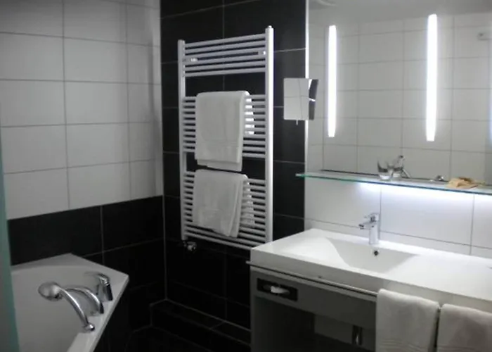 Готель Quellenhof Unique *